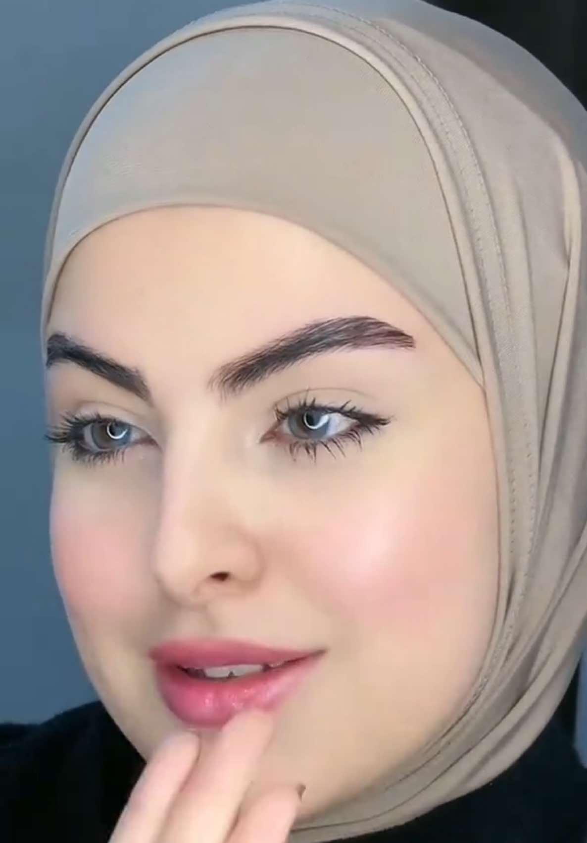 مكياج ناعم ولطيف🎀🤍 #مكياج #ميكب #ميك_آب #مكياج #makeup #makeuptutorial #makemefamous 