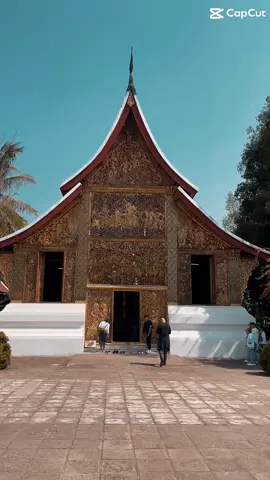 มาชมวัดทองคำที่สวยที่สุดในหลวงพระบาง 🏯✨ #LaosTravel #XiengThong  #CapCut ##XiengThong##LuangPrabang##LaosTravel##ThailandTravel##TempleArchitecture##TravelTips##PhotoSpots##AmazingLaos##SoutheastAsia##TravelBlogger##วัดเชียงทอง##หลวงพระบาง##เที่ยวลาว##ที่เที่ยวลาว​​​​​​​​​​​​​​​