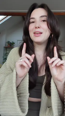 Drop a ❤️ if this resonates! If you’re done with people-pleasing, this year, I’m here to help you change your life. I know how frustrating and draining it can be to please others—even when you don’t want to. It often feels like there’s no other option, and our deep desire to feel safe, liked, and loved can make us act in ways that don’t align with who we truly are. But here’s the truth: people-pleasing is a protection mechanism, rooted in insecurity. Once you start building more security, safety, and confidence in yourself, overcoming it becomes much easier. This spring, I’m launching the Inner Confidence Course, designed to help you unlock the confidence you need to stop people-pleasing and show up as your most authentic self. 💖 Stay tuned, it’s going to be life-changing. ✨ Comment VIP to get on the waitlist for exclusive bonuses. Much love, Melinde #peoplepleaser #peoplepleasing #peoplepleasernomore #peoplepleaserproblems #mentalhealthmatters #mentalegezondheid #mentalegesundheit #MentalHealthAwareness #mentalhealthcoach #anxietycoach #angstzustände #anxietyrecovery #anxietytips #socialanxiety #HealingJourney #healingenergy #innerhealing #zelfheling #selbstheilung #healingquotes #selfhealingjourney #mentalhealthquotes #mentalwellness #autoestima #confidencecoach #confidencecoaching #confidencecoachforwomen #zelfvertrouwen #selbstvertrauen #selfesteem