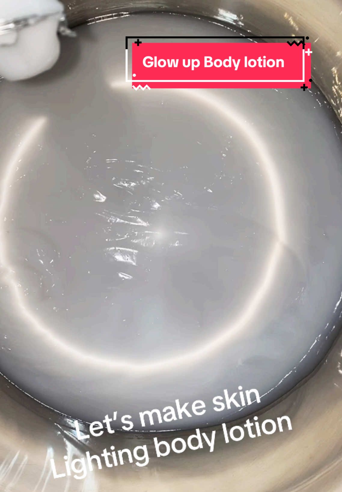 This is the perfect body lotion for a natural glow up mash coming up and summer time get your natural glow up with no marks or different color or two tone look #naturalremedy #diytutorial #naturalglow ☀️☀️☀️ 