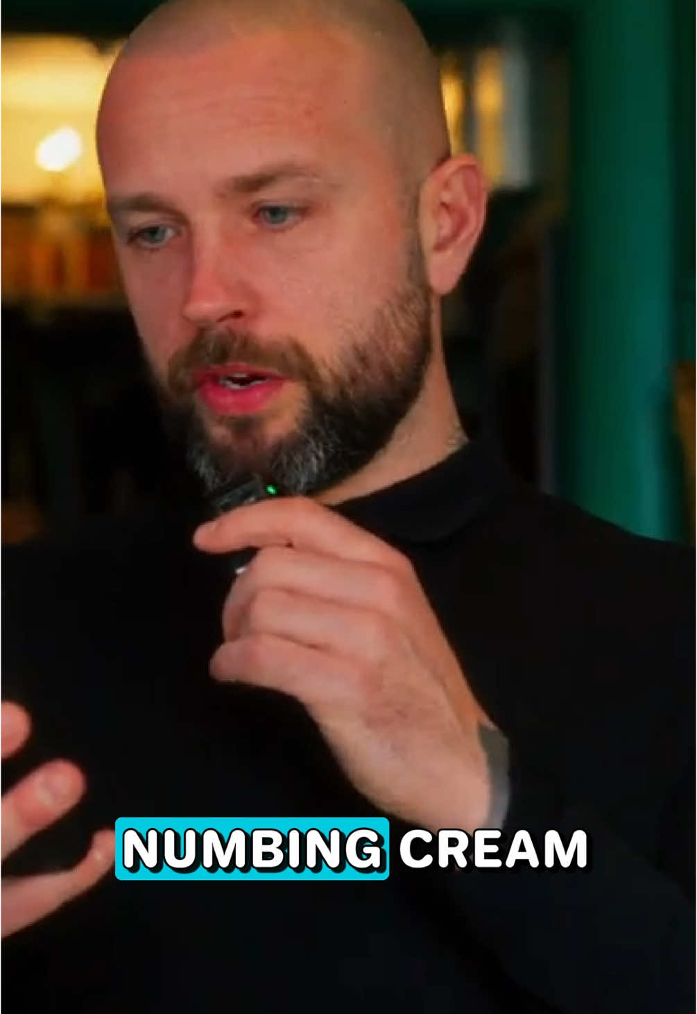 Have you ever used numbing cream? Drop more Q&A’s below ⬇️  #tattooartist #tattooquestions #tattootips #tattooideas #tattoodesign #tattooart 