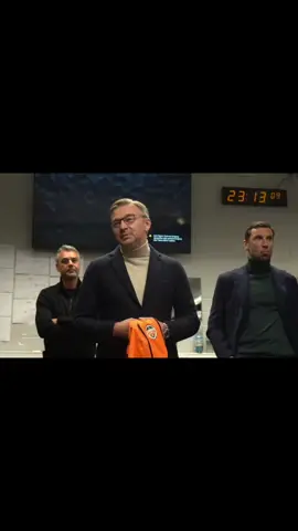 Дякуємо за все, Тарас Степаненко! Дякуємо капітане!❤️🥹 Легенда клубу, легенда українського футболу! Останній гравець у команді який зіграв на Донбас Арені! 🇺🇦Дякую за всі роки присвячені Шахтарю!🧡 Бажаємо нових починань і успіхів у кар'єрі у новому клубі!❤️ помаранчево-чорні назавжди в серці, шахтар назавжди в серці, Степаненко назавжди у серці! Дякуємо Легендо!🧡🖤🙏 #степаненко #шахтардонецьк #fypyou #goals #football #fyp #шахтар #степаненко #легенда #донецьк #донбасарена #україна #дякуємо 