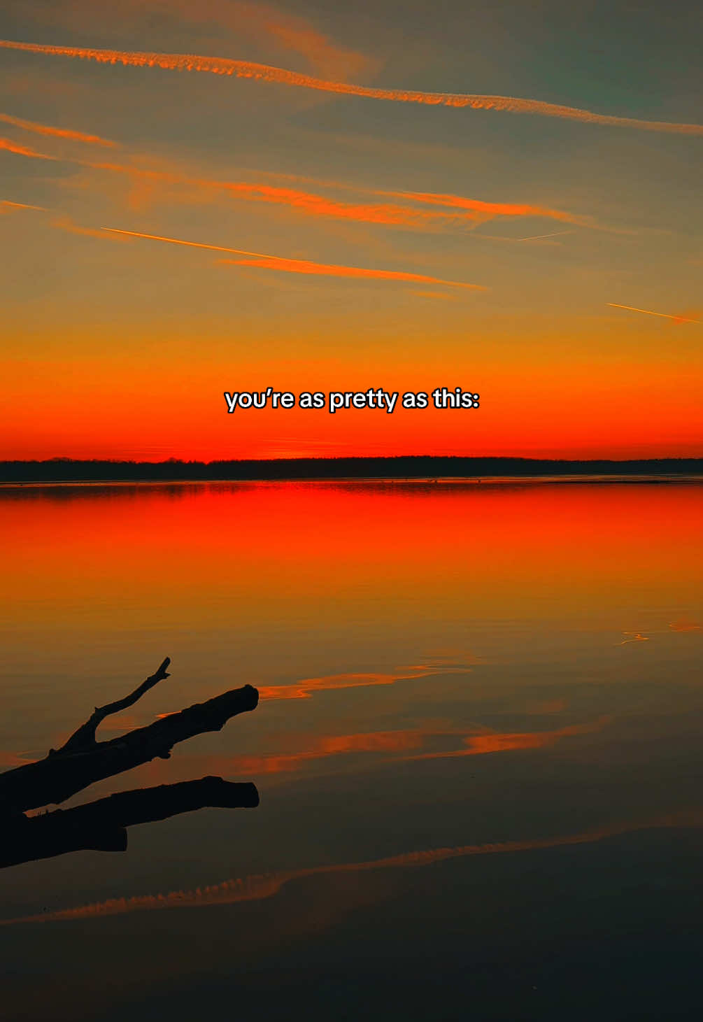 you’re even prettier than this :) • #Outdoors #sunsetlover #beautifulsunset #goldenhour #calm #relaxing #couple #couplegoals 