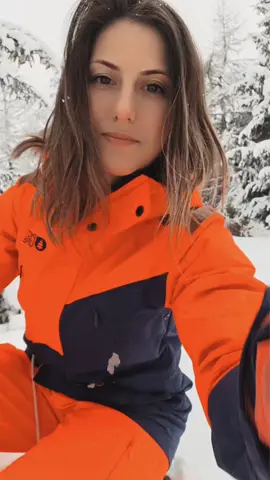 Une bonne semaine de vacance au 2 alpes 🥰 🤩 ----------------------------- #hiver2025 #snowing #skiseason #snowboardtiktok #2alpes #neige 