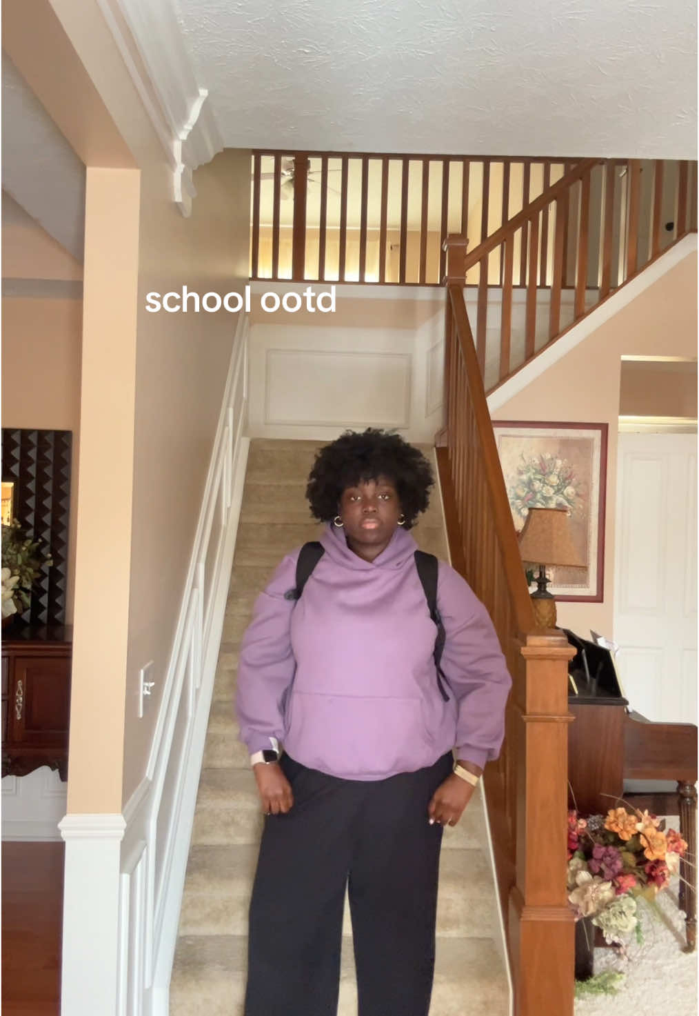 new location unlocked😮 @alchemai.world @aerie #OOTD #schoolootd #fashion #fashioninspo #blackgirlfashion #afrooutfits #alchemai #blackgirltiktok #alchemaihoodie #schooloutfits 