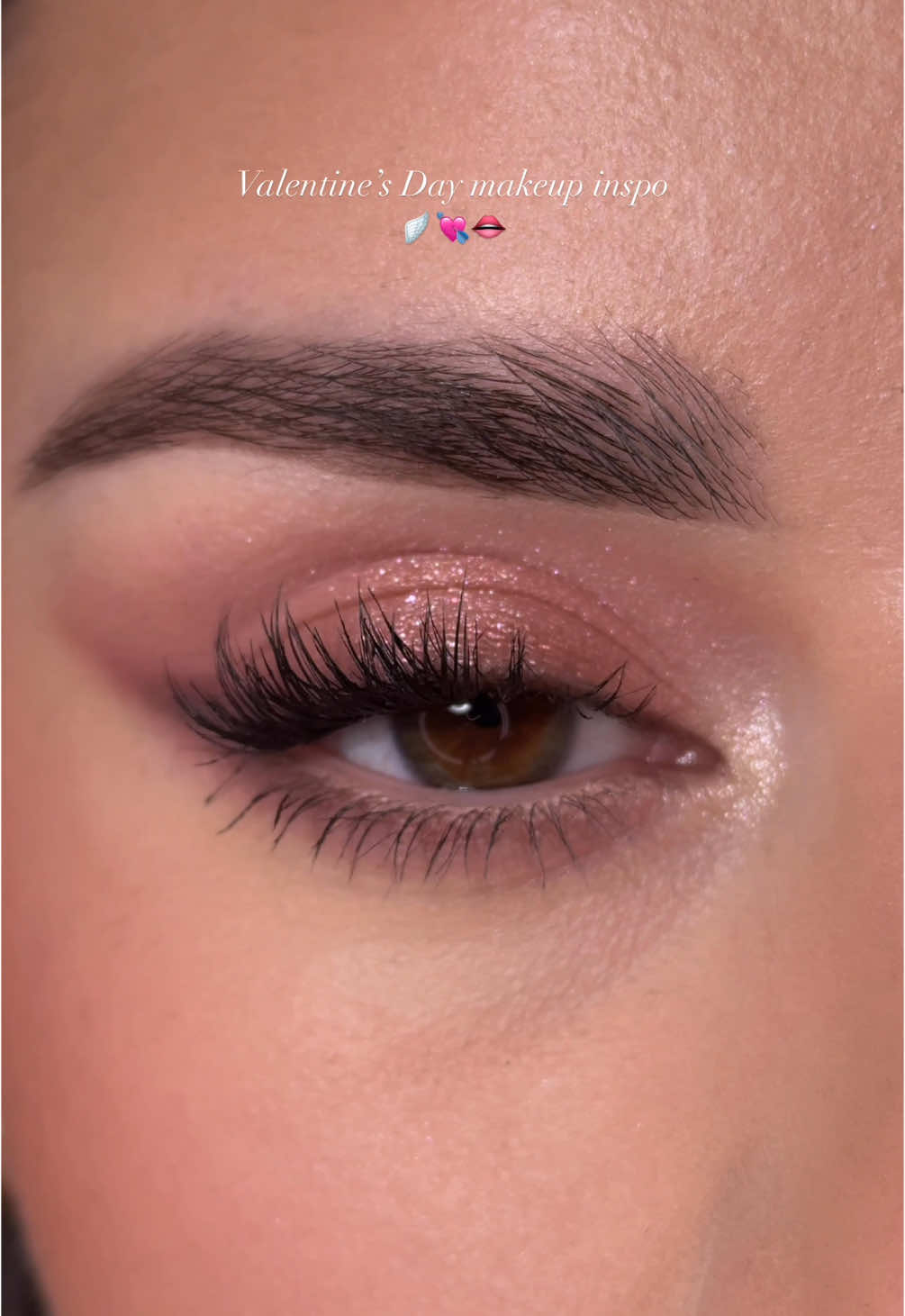 Valentine’s Day makeup idea 🪽💘| YES or NO? 🤔 @Charlotte Tilbury Pillow Talk Beautyverse Love Palette  @Lancôme Le Stylo waterproof eyepencil „chocolat” @charlottetilbury Lip cheat „Pillow Talk” lip liner  @lancomeofficial Juicy Tubes   #makeup #pinkmakeup #charlottetilbury #girlymakeup #softmakeup #makeupinspo 