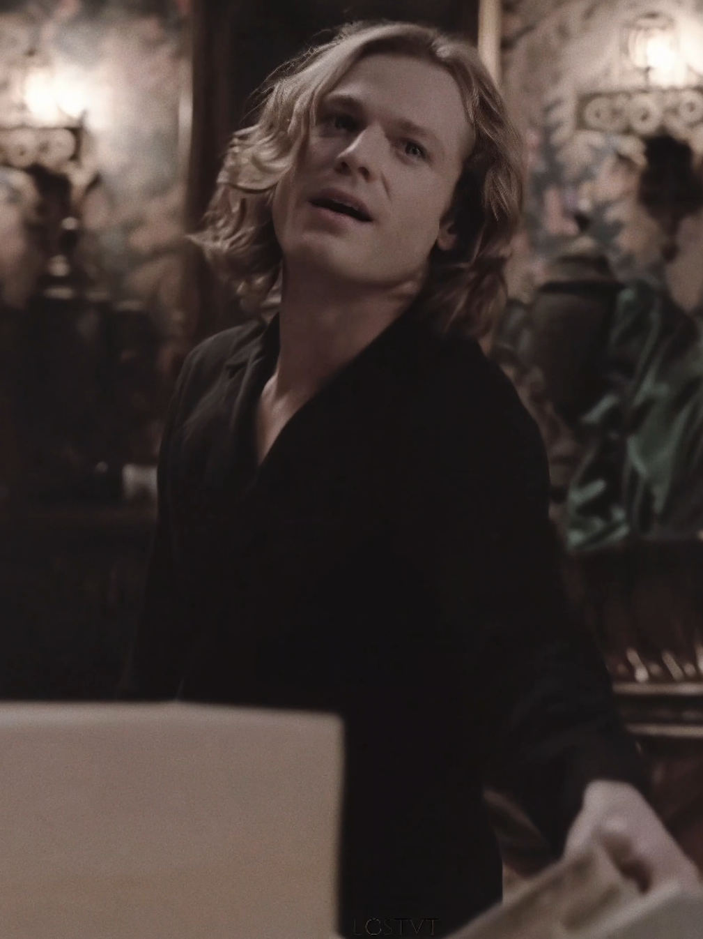 #LESTAT ✧.* jump scare warning? ___ #iwtvedit #fyp #interviewwiththevampireedit #samreid #iwtv #lestatdelioncourtedit #samreidedit #lestatdelioncourt 