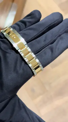 Amazing Rolex 41mm. Gold/Steel with the black Dial🤩 #rolex #exclusivewatches 
