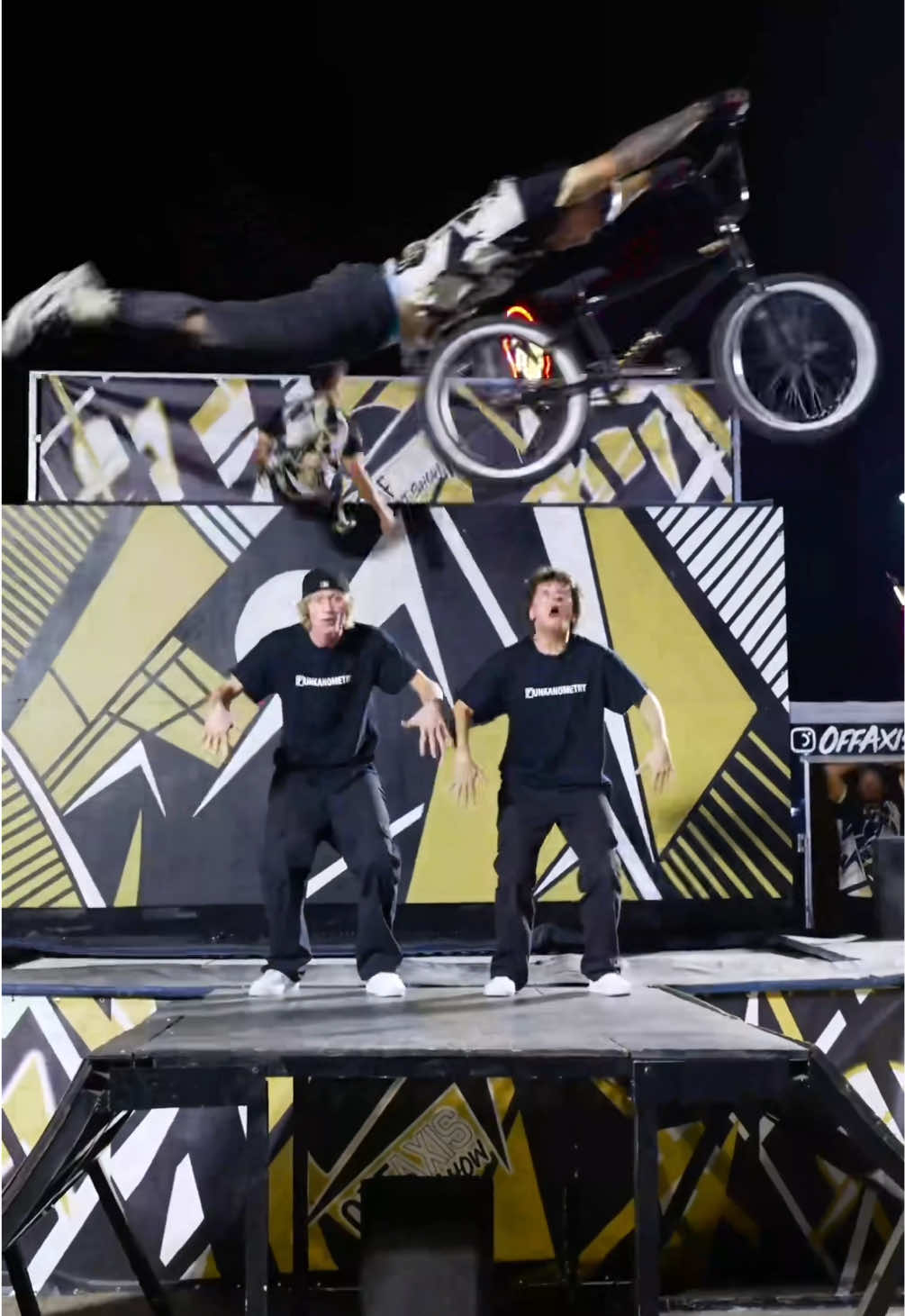 Stayin’ Alive w/ @Off Axis  🚴🕺🛴 How many tricks did you count? #️⃣⁉️🤔 📍The Big Fresno Fair #stayinalive #funkanometry #thebigfresnofair #fresnofair #offaxis #offaxisacrobatics #entertainment 