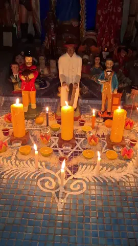 Don nicanor ochoa, don lino valles y don juan de los caminos  #evolucion #prosperidad #ofrenda #viral #parati #abundancia #donnicanor #sorte #quibayo #virgendelcarmen #cortechamarrera #trespotencias #marialionza #espiritismo #suerte #linovalles #donjuandeloscaminos 