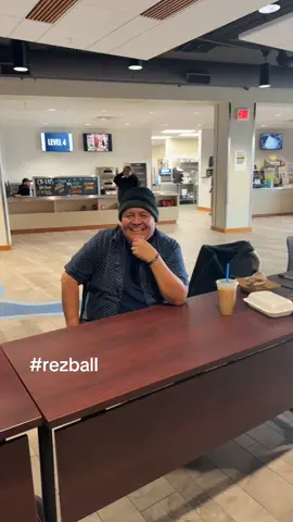 Got to meet one of the most famous coaches of all time #rezball #nativetiktok #tribal #fypシ #champions 