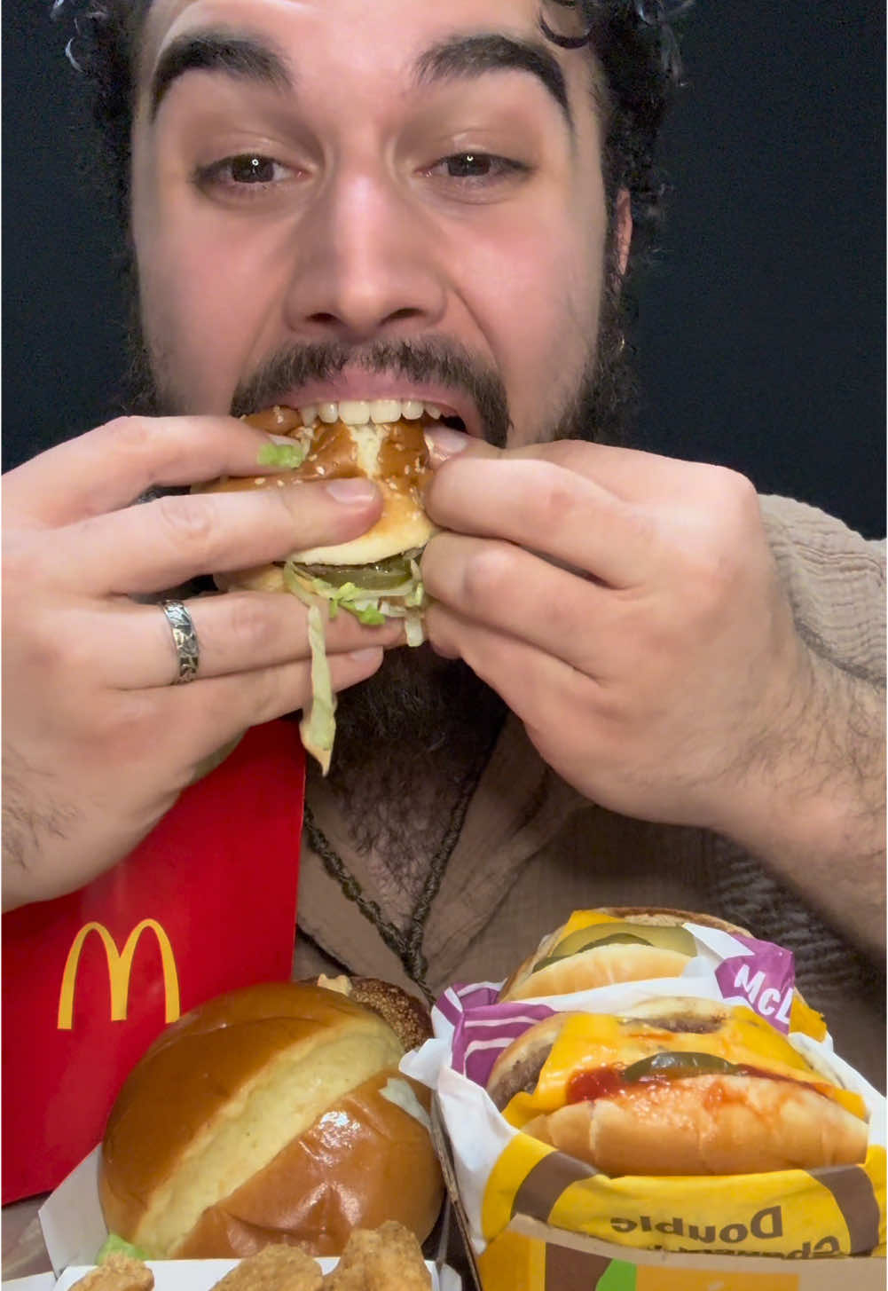 Over Under - Big Mac 🍔🍟 #bigmac #burger #mcdonalds #overunder #macdonalds #foodchallege #eatingchallange #onebite #ranch #burgerking #burgers #bigbites #bigback #eating #eatwithme #mukbang #Foodie #foodies #mukbangeatingshow #FoodTok #eatingasmr #foodasmr #mukbangasmr #asmreating #eatingshow #eatingshowasmr #eatingsounds #mukbangs #mukbangvideo #letseat #watchmeeat #eatingsounds #asmr #food 