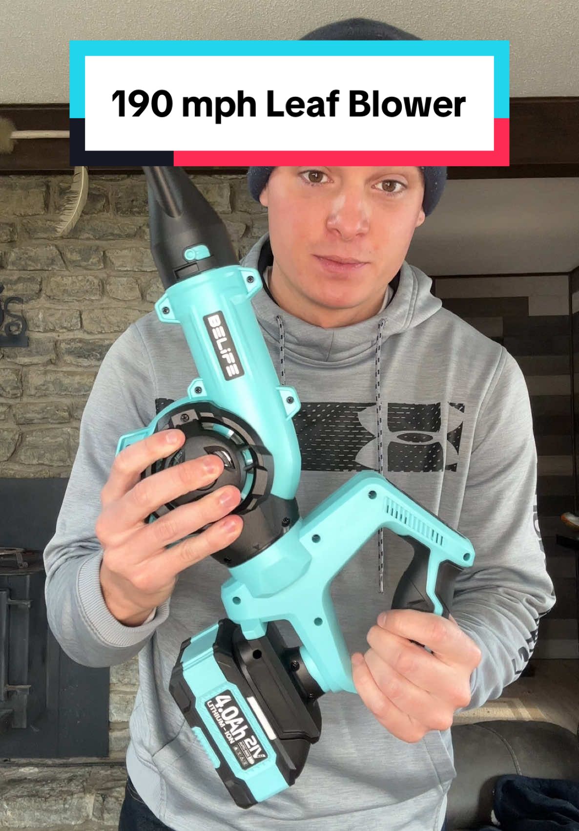 I never thought a leaf blower could be so light, yet still have lots of power! #leafblower #belife #fallessentials #cordlesstools #TikTokShop 