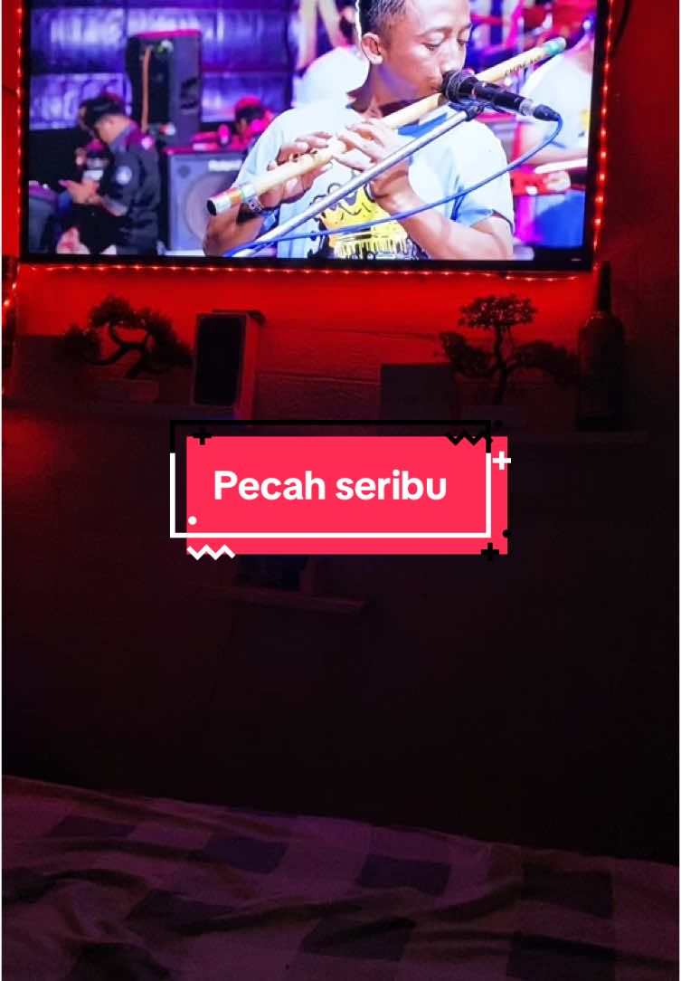 @evakholiq #mahesamusic #pecahseribu #dangdutan #bahanswmu #storydangdut #kamaraesthetic #evakholiq #farizkendang 