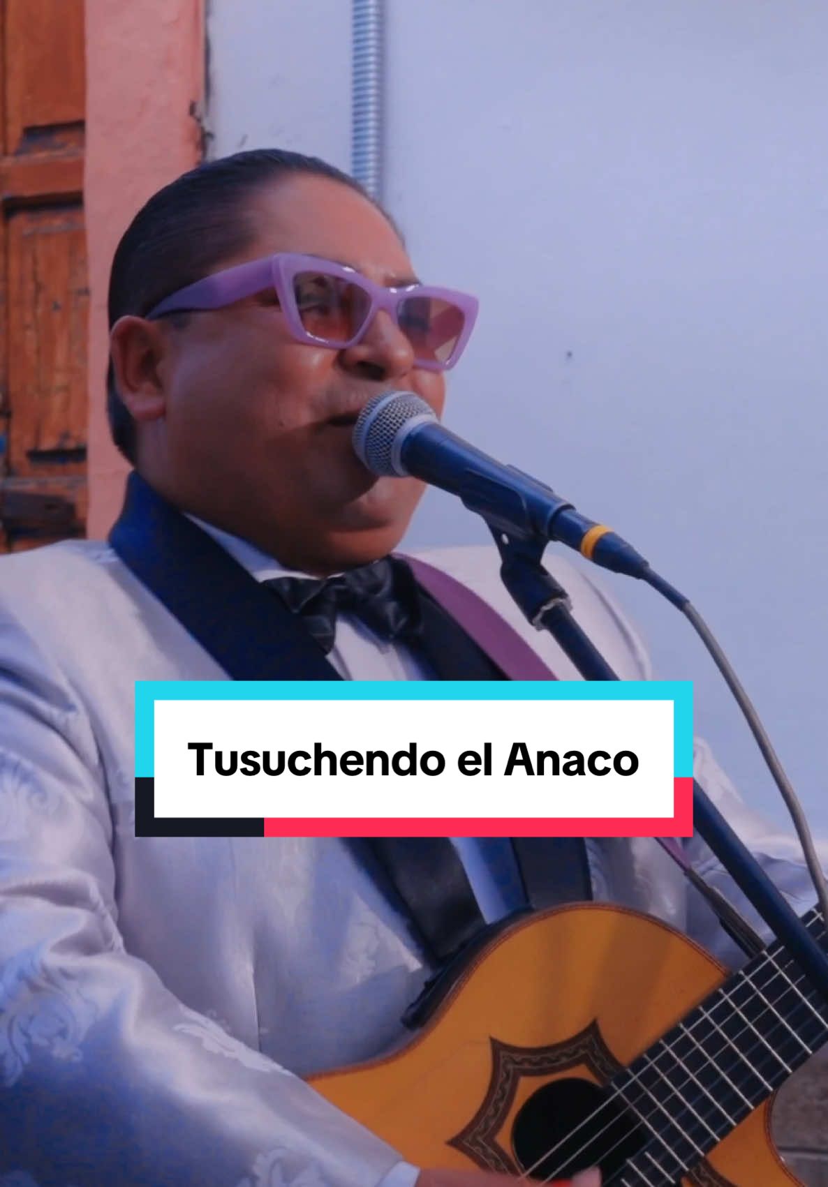 Tusuchendo el Anaco #ElRequi #musicaecuatoriana #ecuador 