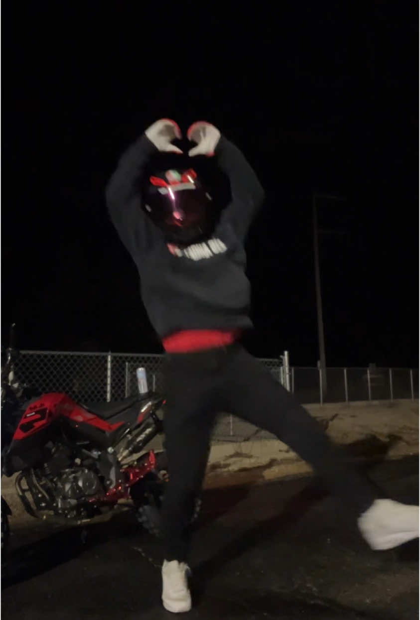 i miss this dance 🕺 #biker #dance #biketok #sweaterweather #throwback 
