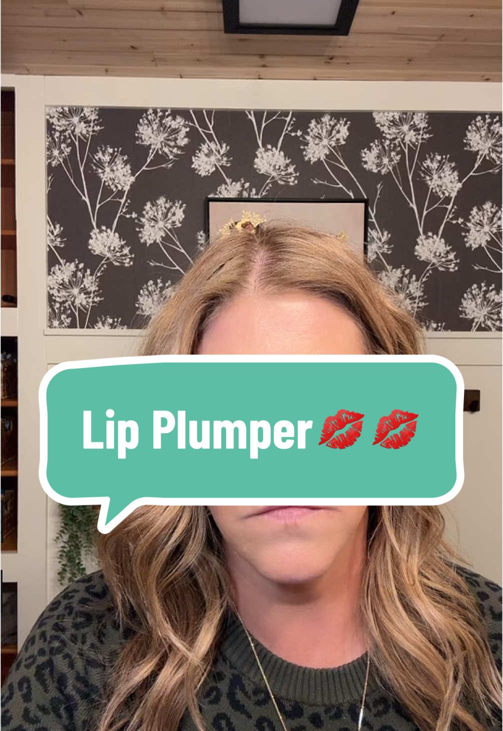 #lips #lipglosspoppin #plump #filler #SkinCare101 #makeuphacks @cocomintbeauty @Dr.Melaxin 
