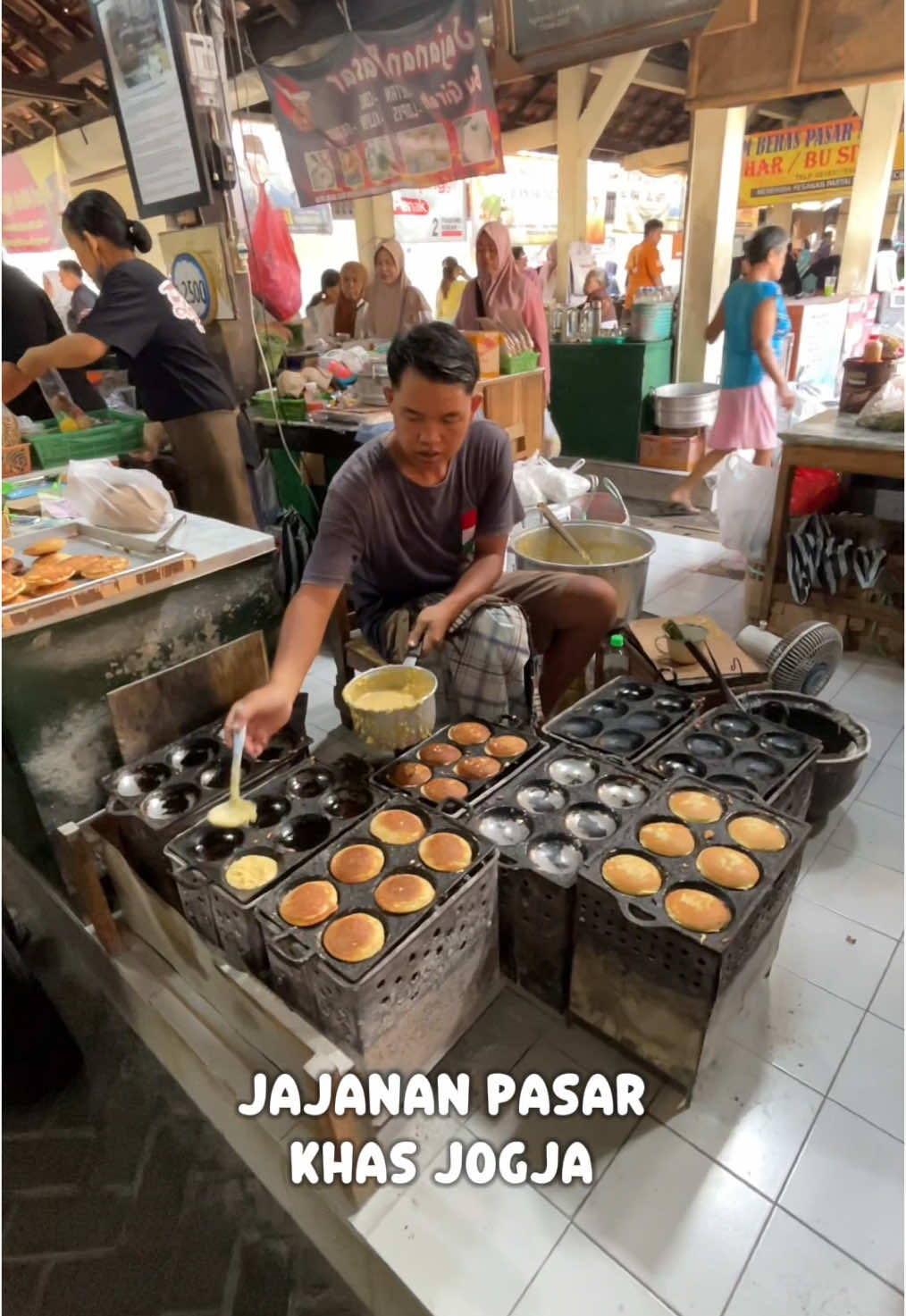Jajanan Pasar Khas Jogja Apem Bu Wanti Pasar Ngasem #jajananpasar #kulinerkhasjogja  #apembuwanti 