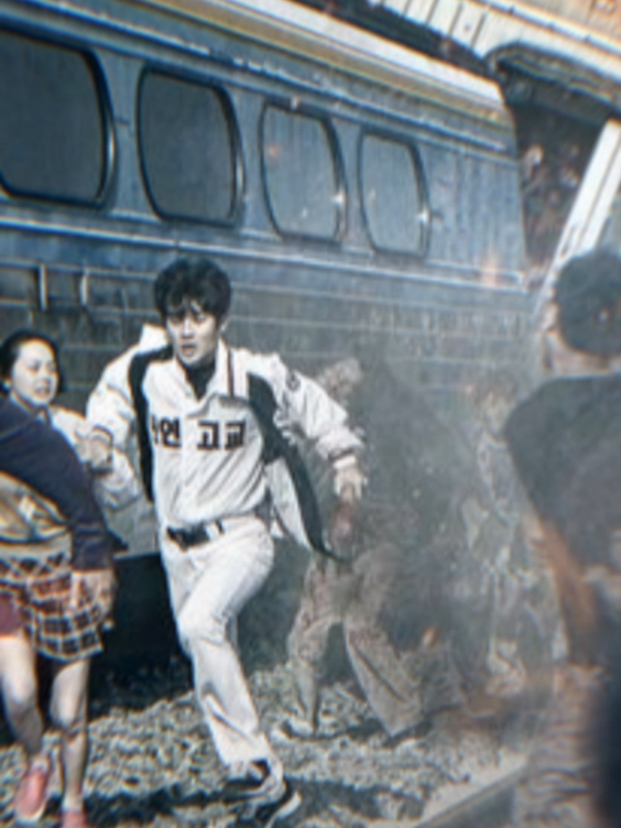 curiga kejar2an sama zombie  #xodiac #fyp #traintobusan #comeback 