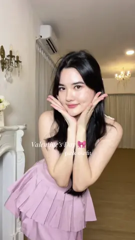 Can’t wait for Valentine’s Day!! 🎀🤍🌸🥰 #outfitinspo #pink 