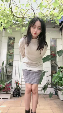 outfit idea buat cuaca yg mendung di malang!