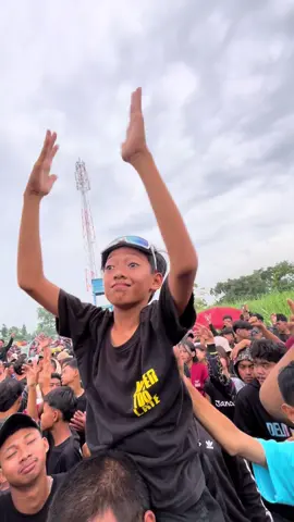 remokk mettt😂@met_sukasuka #4upage #masukberanda #masukberandafyp #fyppppppppppppppppppppppp #tiktokpelitfyp #ojingjepara #ojingfunjepara #letsplaytogether #ojingtogether #infoorkespati #infoorkesjepara #romansa #shaunthesheep 