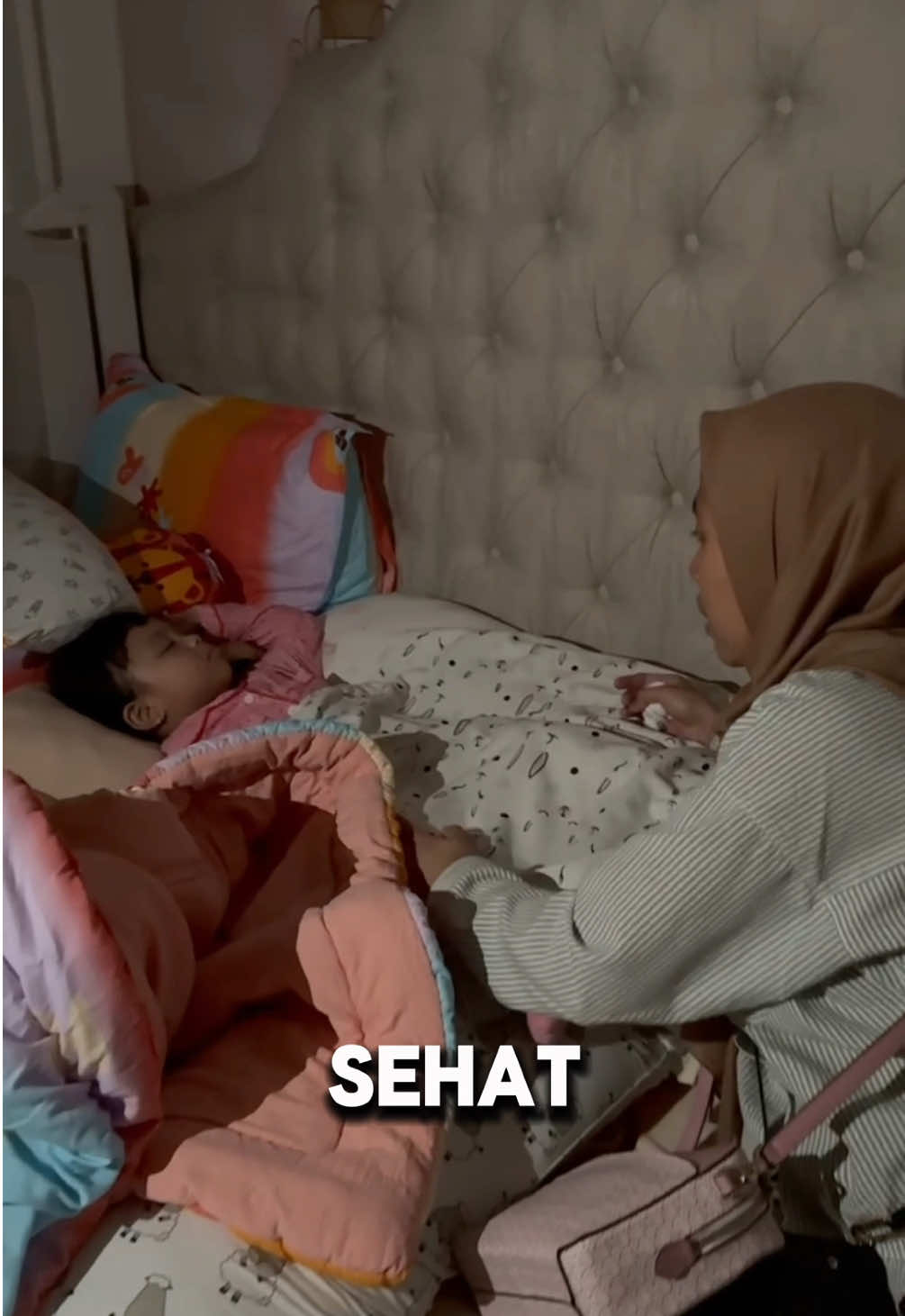 Kalo kakak ditinggal pas bangun, waduh udah ga berhenti nih nangisnya kakak, cepet pulang lagi ya uwoh!🥹🫶🏻