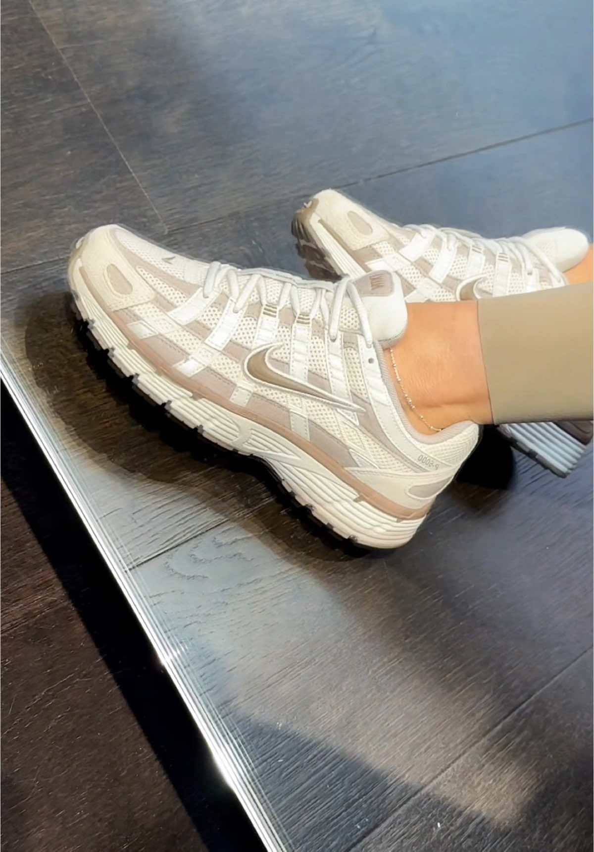 “It’s Perfect” 👉 Nike ‘Mink’ P-6000 🤎🤍  #fyp #fypシ゚viral #trending #sneakers #viral #meme #fy #viralvideo #shoes #nike #sneakersaddict #sneakerhead #sneakerheads 