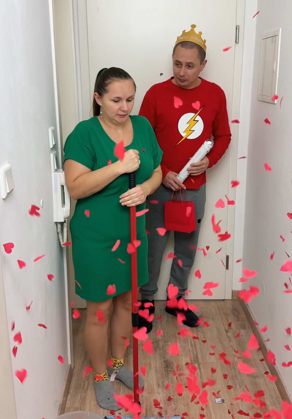 #familytime #funnyvideo #funny #family #couple 