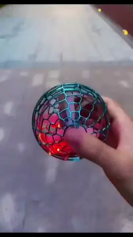 Cảm ứng thông minh Bóng bay quay Đồ chơi hàng đầu Trẻ em Bé trai Bé #dochoichobe #dochoitreem #dochoibongbay #bongmathuatufo #dochoivui 