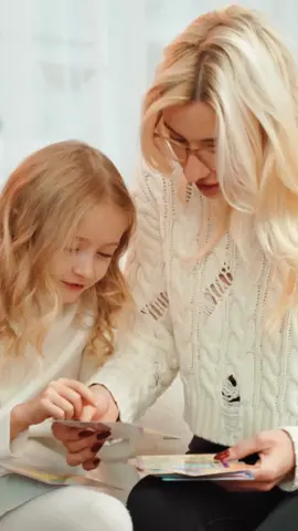 DEVELOP EMOTIONAL & SOCIAL INTELLIGENCE 🌟 💬 WHO WHAT WHY conversation cards feature friendly illustrations of real-life scenarios paired with thoughtful questions.  These cards help children build empathy ❤️, improve social skills 🤝, and enhance communication 🗣️. #cardgame #kidsgames #childrengames #boardgames #familytime #familygames 