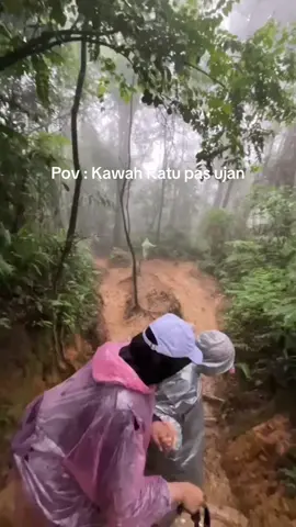 😭😭😭 #kawahratu #kawahratubogor #gunungsalak #mendaki #kawah #bogor #pasirreungit #gunung 