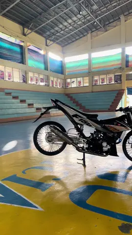Beke nemn#boholbuilds🔥 #stressbike🇹🇭 #raider150fi #aunpipe💯 #ivorywhiteraiderfi 