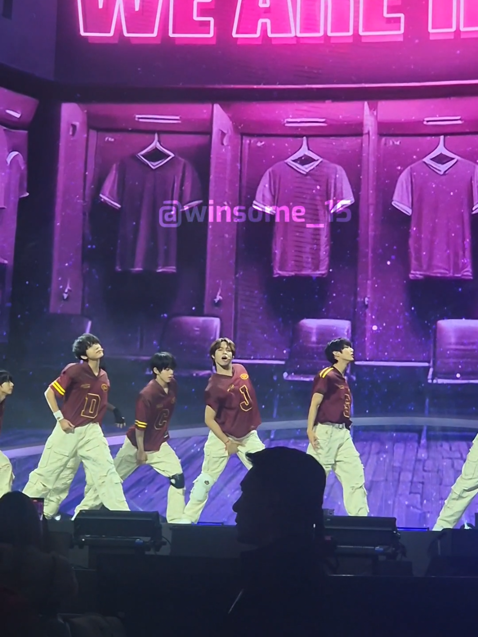 Team Rhythm - @TAG (full performance fancam) 📣 My sister cheering for @JL Gaspar 🌟 @JL Gaspar-Taiwan 🇹🇼 @JL Gaspar Philippines 🌟 #UniverseLeague #AHOF #JLGaspar #유니버스리그 #아홉 #제이엘 