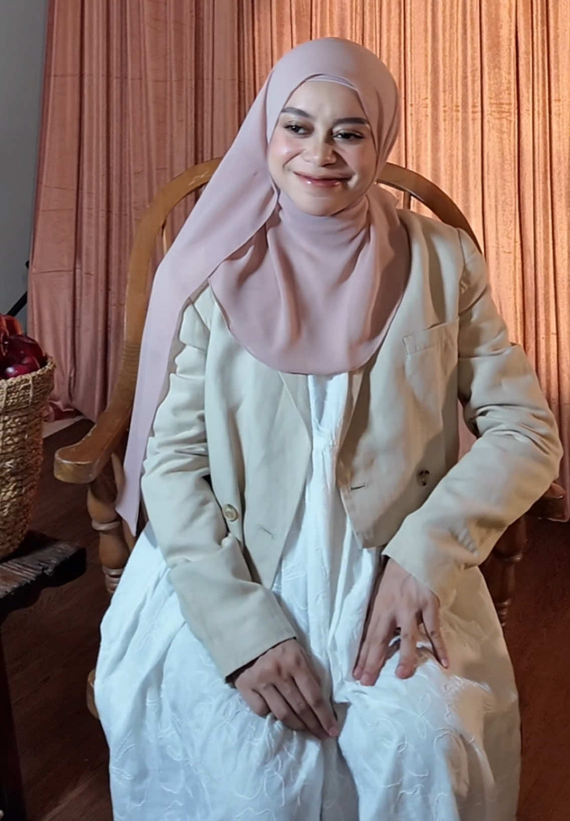 Cantiknya pesona dede lesti bumil🥰 #lesti #lestikejora #leslar #lestilovers #lestiloversindonesia #rizkybillar #fypage #viralvideo #pashmina 