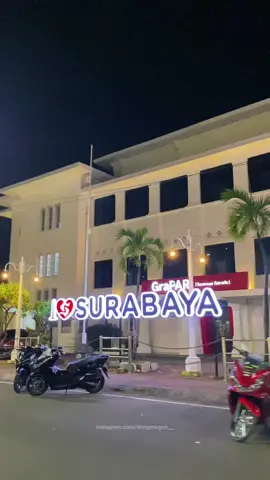jadi gimana kamu mau muter - muter surabaya?  #surabaya #surabayatiktok #surabayahitz 