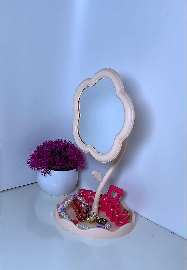 I love 🤭💖 Aesthetics mirror, 🏷️3,500-6000  Click the link in bio to shop  #aesthetic #aestheticmirror #tablemirror #fyp#viral_video #trendingsounds #SmallBusiness #newstok #newarrivals🛍 