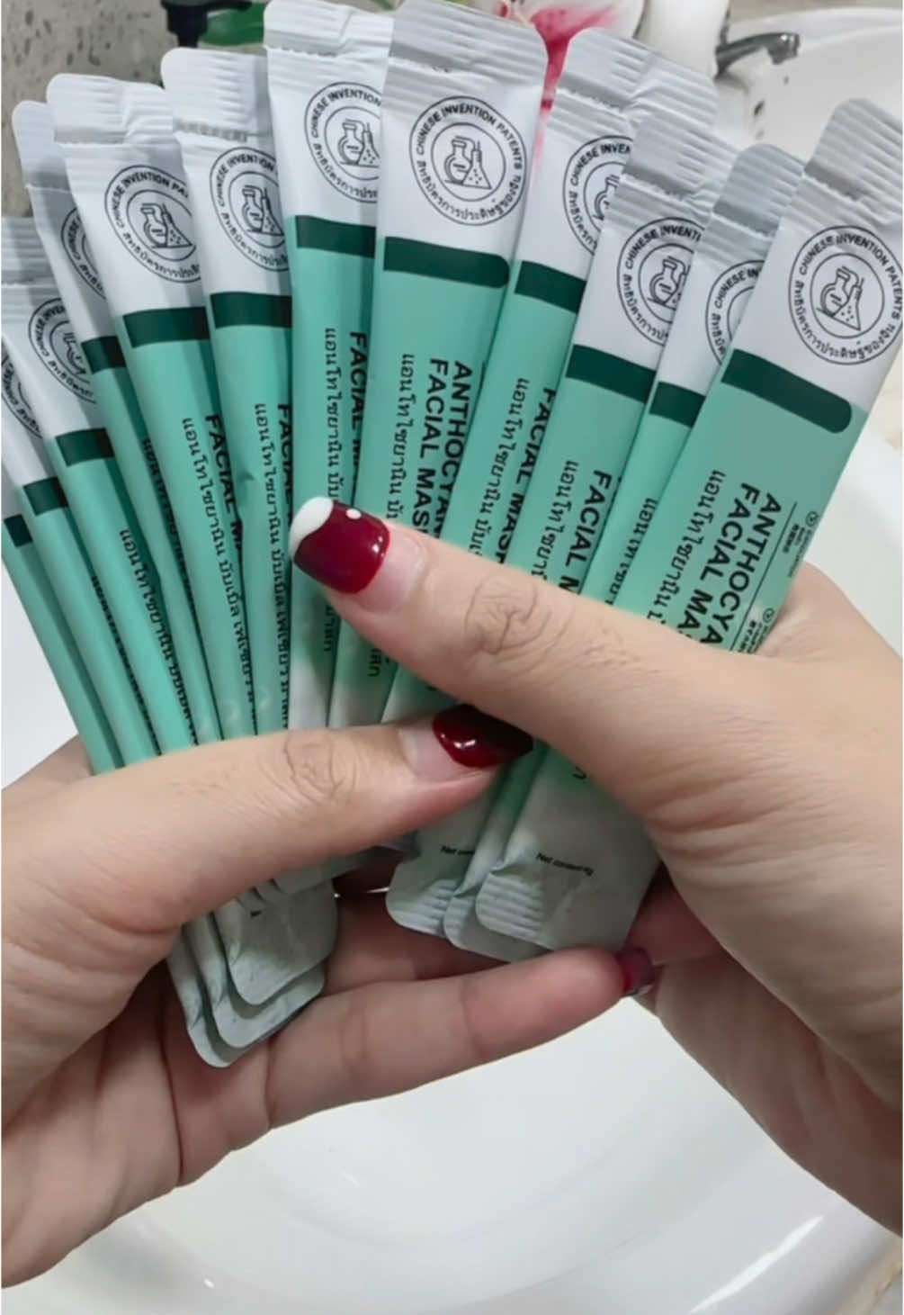 มาส์กฟองล้างหน้า ขัดผัว รูขุมขน สะอาด สบายหน้า🍃🫧 #มาร์ก #มาร์กหน้า #มาส์กโฟม #มาร์กโฟมทำความสะอาด #newme2025withtiktokshop #อัพสวยรับปีใหม่ #gadgetจัดเต็มรับปีใหม่ #เปลี่ยนลุคปีใหม่ #ครอบครัวสุขสันต์รับปีใหม่ #อย่าปิดการมองเห็น 