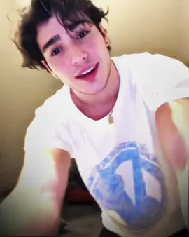 varlıgı tanrıya iltifat gibi bir adam @Efe Adabaş #efeadabas #moneypullup #velocity #trend #viral #editing #foryoupages #kesfetbeniöneçıkart #fypシ゚ #xyzbcafypシ #action #we #tiktok #kesfet 