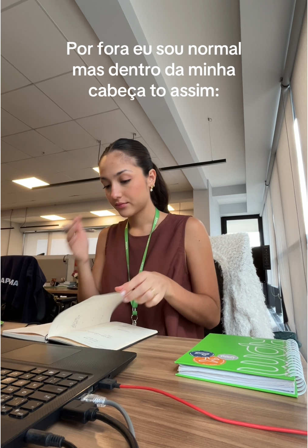 Quero 15 dias de férias da minha cabeça pfv  #trabalho #CLT 