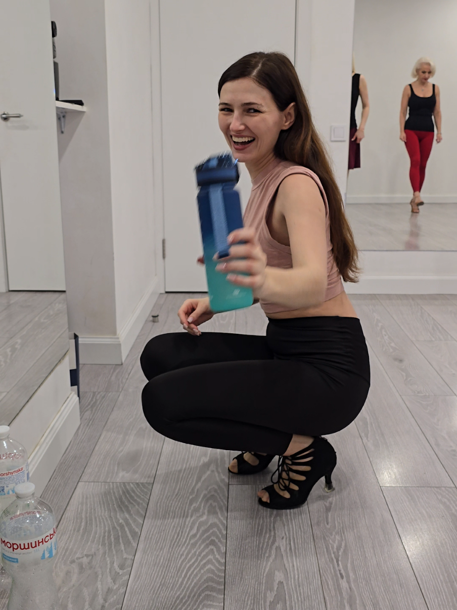 Agua!)🥰 #bachata #ladystyling #dancing 