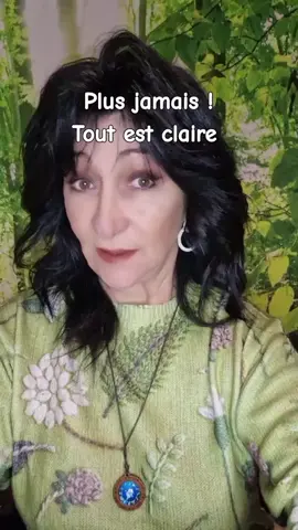 Passez en privé pour le retour d'affection et le déblocage en amour. Contactez moi pour tous vos tirages et consultations en amour.