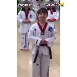 She so baby🥹💗 #tripleS #triples #seoahtriples #fyp #kpopfyp #girlgroup #gg #taekwando I found this video on twitter so all the credit to the real owner :) 