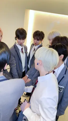 매일 꿈꾸던 그 순간이 다가왔어🩵 @ THE BOYZ FAN-CON <THE B LAND> DAY 1 #THEBOYZ #더보이즈 #THEBLAND #더비랜드