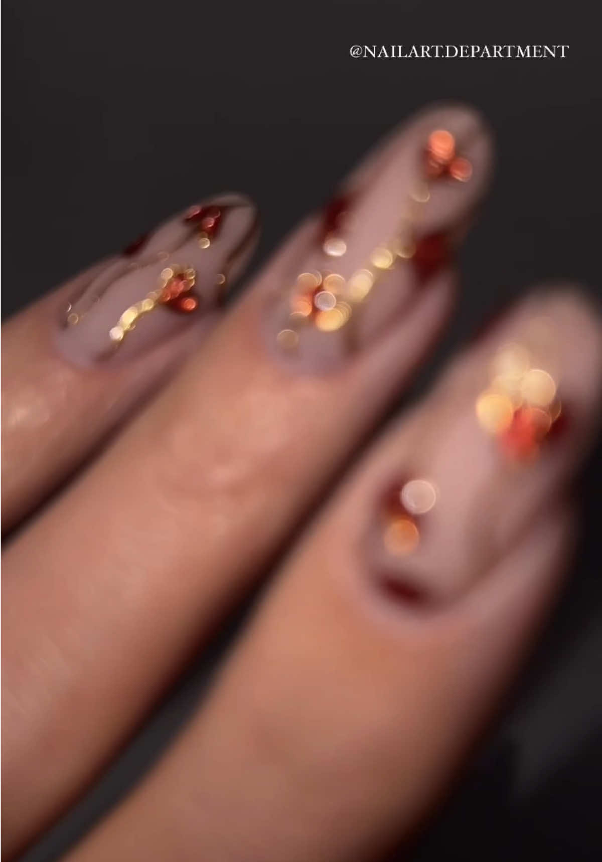 V-Day Art Tutorial! 🥰🤗  After I built the structure with Nailspiracy BLISS gel, I covered everything with CASHMERE top. Then, I painted the lines and added little hearts. I rubbed in MIRAGE GOLD 4 chrome and cleaned off the chrome residue. Using GLOW 5 cat eye polish, I filled the hearts and magnetized each side separately. Finally, I sealed the pattern with a GLAZE top coat. I tagged all the Nailspiracy @N A I L S P I R A C Y products I used 🙌 Now, let me answer the three most popular questions: 1️⃣ What is the clear gel I used to paint the lines? It’s a mix of 3D gel with a SECRET top coat. I mix the 3D gel because different types of chrome designs require different paint consistencies 👌 2️⃣ How did I clean the chrome residue from the background? I used a sponge! 🧽 After rubbing in the chrome, I simply took an ombré sponge and wiped away the excess dust from CASHMERE top. If you want to see the process in action, scroll through my feed - there’s a whole separate video on that! 3️⃣ How did I keep the background matte? I isolated the chrome with a long-lasting GLAZE top coat. And yes, I used Nailspiracy brushes for this step - it matters what brush you use! Make sure your thin brush delivers the right amount of top coat to prevent bald spots and avoid wiping off your nail art.  And after all this explanation, if you still ask me about the tutorial, I’m gonna quit! 😂 #nailspiracy #nailartdepartment #structuredmanicure #russianmanicure #gelmanicure #gelnails #chromenails #dualforms #nailart #vdaynails #heartnails