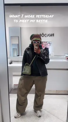 #whatiwore to grab lunch with my bestie. #fashion #ootdfashion 