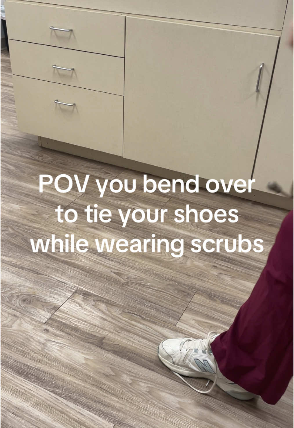 I swear nothing wants to stay in our pockets when we drop something or need to tie our shoes 😂👟 also I don’t even wanna say how many takes this took @morgan madden  #vet #vettechlife #vetmed #vettech #vetlife #veterinarymedicine #veterinarymed #vetstudent #veterinarian #vettechtok #foryou #fyp #veterinarynurse #vetnurse #veterinary #vetnurse #vethospital #scrublife #nurse #nurselife #scrubs 