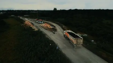 Gas teruss.... #euforia2025 #fypシ゚viral #cenematic #bismillahfyp #menyalaabangkuh🔥🔥🔥🔥🔥 #bismillahfyp #haulingbatubara #jetty #tambangbatubara #CapCut 