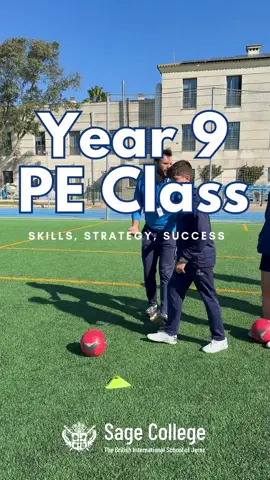 ⚽ Year 9 Students Perfecting Their Football Skills! In this PE lesson, our Year 9 students are focusing on key football techniques: defence, passing and attack strategies. They start with a warm-up before moving on to a specially designed drill circuit. Great teamwork and effort all around! 💪🏃‍♂️⚽ #SageCollege #PE #FootballTraining #SportsEducation #FutureChampions