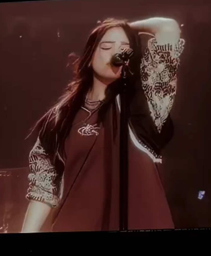 Billie eilish hot tour clips 4k // #billieeilishclips #scenepack #fyp #fy #billieeilish #hotbillieeilish 